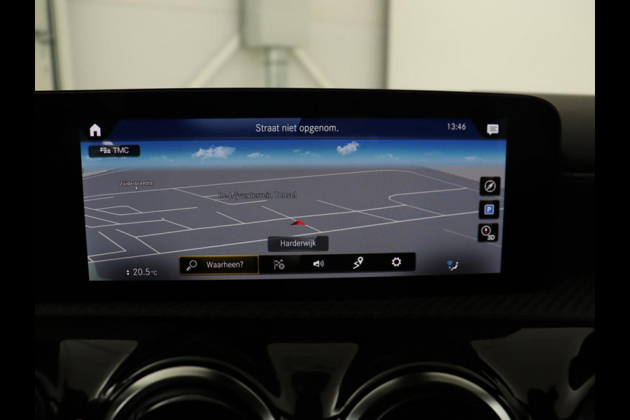 Mercedes-Benz CLA-Klasse Shooting Brake 180 Business Line | Half Leder | 1e eigenaar | Stoelverwarming | Cruise Control | Navigatie | Camera | Widescreen