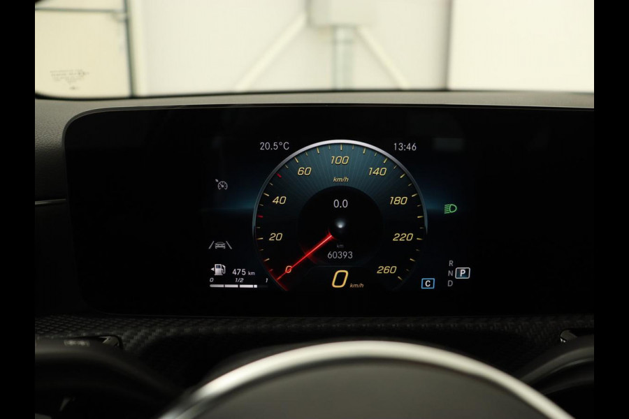 Mercedes-Benz CLA-Klasse Shooting Brake 180 Business Line | Half Leder | 1e eigenaar | Stoelverwarming | Cruise Control | Navigatie | Camera | Widescreen