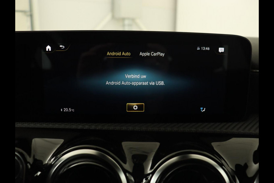 Mercedes-Benz CLA-Klasse Shooting Brake 180 Business Line | Half Leder | 1e eigenaar | Stoelverwarming | Cruise Control | Navigatie | Camera | Widescreen