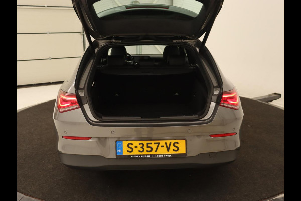 Mercedes-Benz CLA-Klasse Shooting Brake 180 Business Line | Half Leder | 1e eigenaar | Stoelverwarming | Cruise Control | Navigatie | Camera | Widescreen