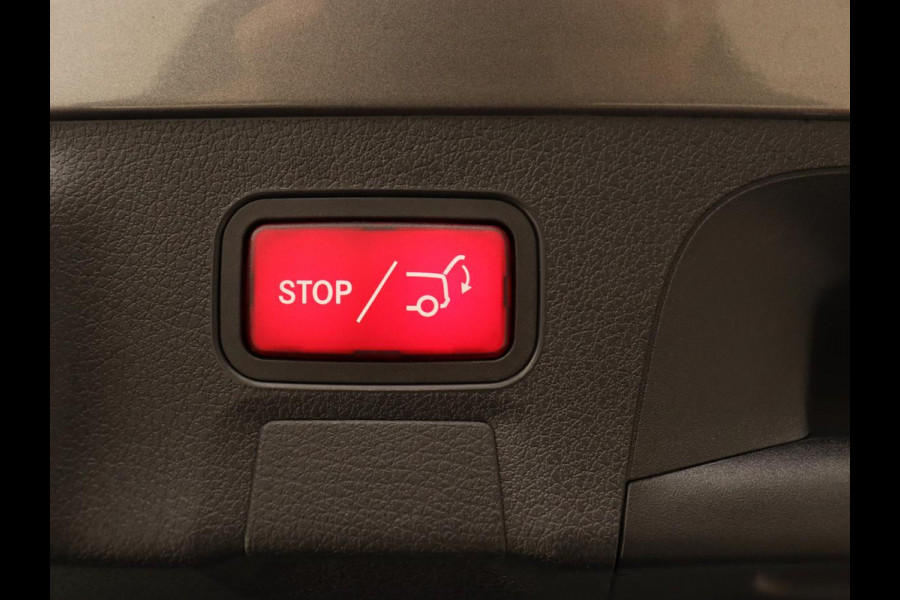 Mercedes-Benz CLA-Klasse Shooting Brake 180 Business Line | Half Leder | 1e eigenaar | Stoelverwarming | Cruise Control | Navigatie | Camera | Widescreen