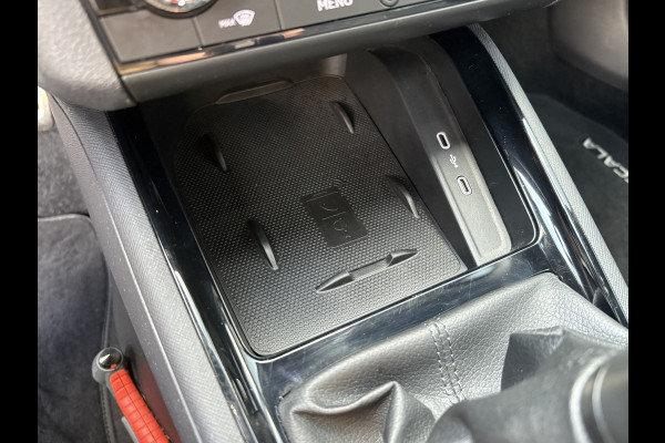 Škoda SCALA 1.0 TSi Sport Business CLIMA/CRUISE/CARPLAY/DAB/PDC/18INCH/TREKHAAK Škoda SCALA 1.0 TSi Sport Business CLIMA/CRUISE/CARPLAY/DAB/PDC/18INCH/TREKHAAK