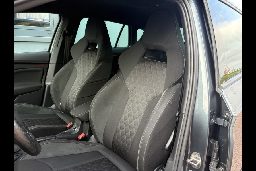 Škoda SCALA 1.0 TSi Sport Business CLIMA/CRUISE/CARPLAY/DAB/PDC/18INCH/TREKHAAK Škoda SCALA 1.0 TSi Sport Business CLIMA/CRUISE/CARPLAY/DAB/PDC/18INCH/TREKHAAK