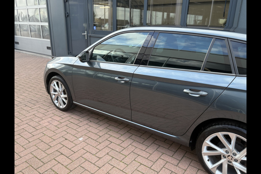 Škoda SCALA 1.0 TSi Sport Business CLIMA/CRUISE/CARPLAY/DAB/PDC/18INCH/TREKHAAK Škoda SCALA 1.0 TSi Sport Business CLIMA/CRUISE/CARPLAY/DAB/PDC/18INCH/TREKHAAK