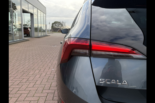 Škoda SCALA 1.0 TSi Sport Business CLIMA/CRUISE/CARPLAY/DAB/PDC/18INCH/TREKHAAK Škoda SCALA 1.0 TSi Sport Business CLIMA/CRUISE/CARPLAY/DAB/PDC/18INCH/TREKHAAK
