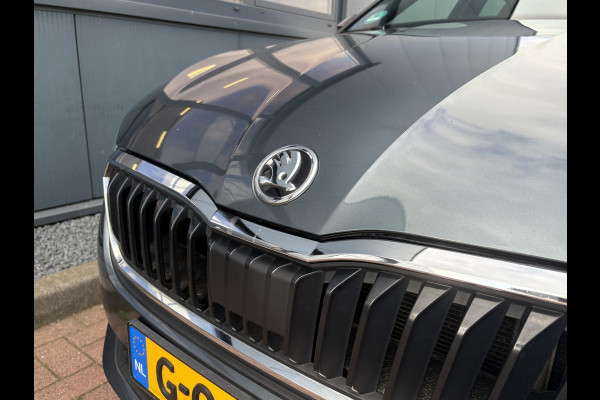 Škoda SCALA 1.0 TSi Sport Business CLIMA/CRUISE/CARPLAY/DAB/PDC/18INCH/TREKHAAK Škoda SCALA 1.0 TSi Sport Business CLIMA/CRUISE/CARPLAY/DAB/PDC/18INCH/TREKHAAK