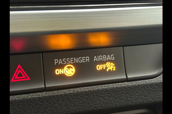 Škoda Fabia Occasion | Grijs | Tweedehands Skoda Fabia | Airco | Stoelverwarming | Getinte ruiten | Bluetoothradio Škoda Fabia Occasion | Grijs | Tweedehands Skoda Fabia | Airco | Stoelverwarming | Getinte ruiten | Bluetoothradio