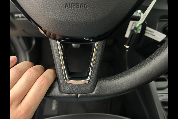 Škoda Fabia Occasion | Grijs | Tweedehands Skoda Fabia | Airco | Stoelverwarming | Getinte ruiten | Bluetoothradio Škoda Fabia Occasion | Grijs | Tweedehands Skoda Fabia | Airco | Stoelverwarming | Getinte ruiten | Bluetoothradio