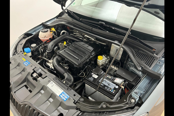 Škoda Fabia Occasion | Grijs | Tweedehands Skoda Fabia | Airco | Stoelverwarming | Getinte ruiten | Bluetoothradio Škoda Fabia Occasion | Grijs | Tweedehands Skoda Fabia | Airco | Stoelverwarming | Getinte ruiten | Bluetoothradio