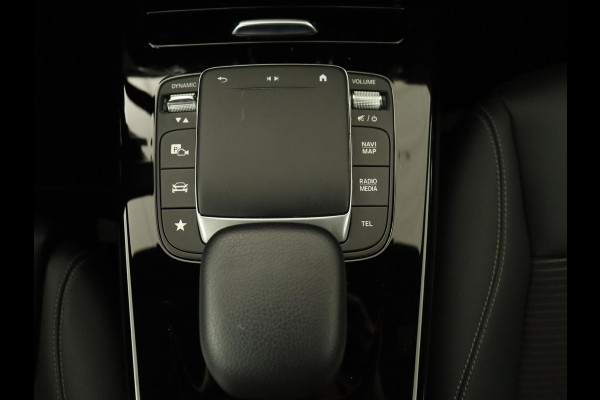 Mercedes-Benz CLA-Klasse Shooting Brake 250 e AMG Line | Half Leder | Carplay | Stoelverwarming | Camera | LED | Navigatie | Adaptive Cruise