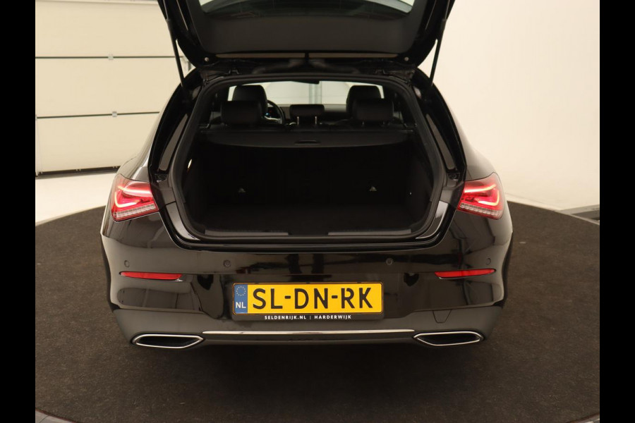Mercedes-Benz CLA-Klasse Shooting Brake 250 e AMG Line | Half Leder | Carplay | Stoelverwarming | Camera | LED | Navigatie | Adaptive Cruise