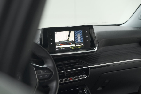 Peugeot 2008 PureTech 130 Allure | Camera | Adaptieve Cruise Control | Stoelverwarming Peugeot 2008 PureTech 130 Allure | Camera | Adaptieve Cruise Control | Stoelverwarming