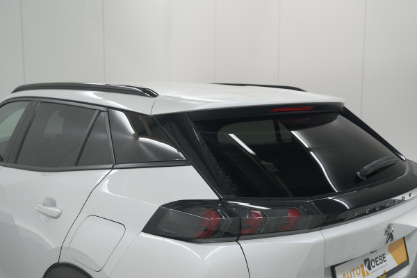 Peugeot 2008 PureTech 130 Allure | Camera | Adaptieve Cruise Control | Stoelverwarming Peugeot 2008 PureTech 130 Allure | Camera | Adaptieve Cruise Control | Stoelverwarming