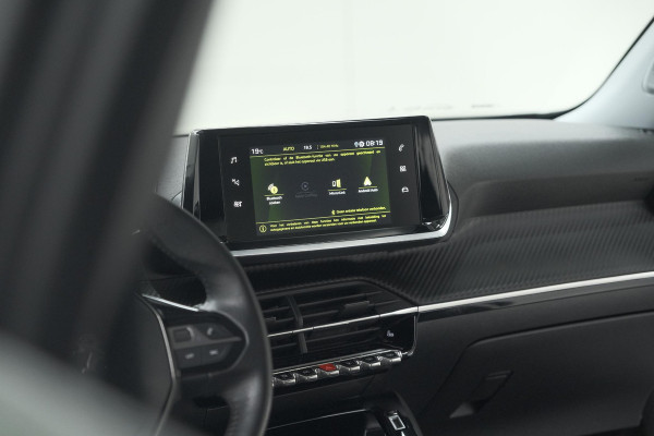 Peugeot 2008 PureTech 130 Allure | Camera | Adaptieve Cruise Control | Stoelverwarming Peugeot 2008 PureTech 130 Allure | Camera | Adaptieve Cruise Control | Stoelverwarming
