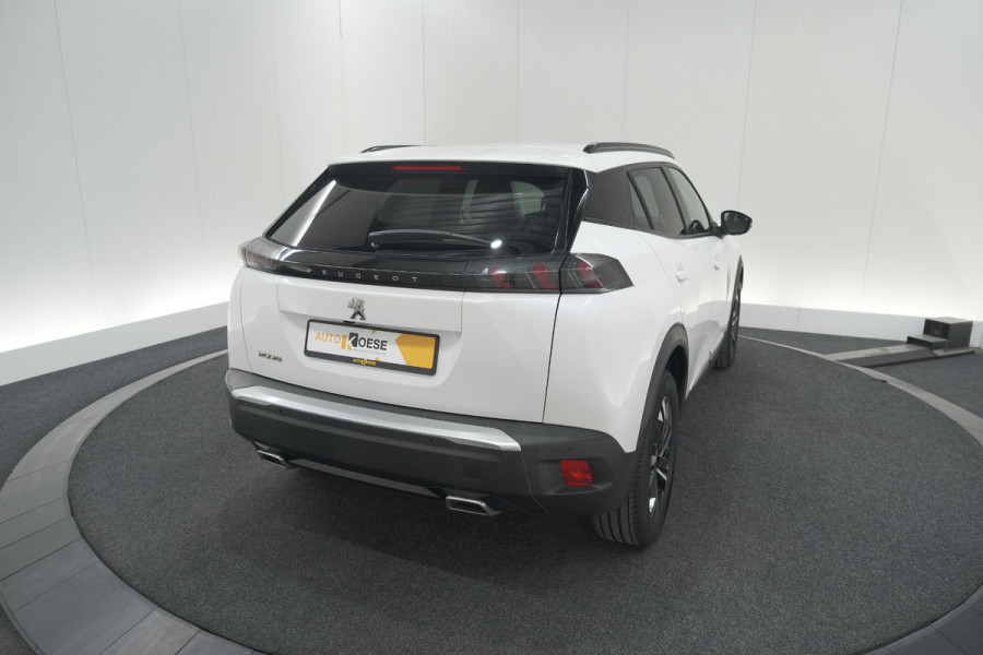 Peugeot 2008 PureTech 130 Allure | Camera | Adaptieve Cruise Control | Stoelverwarming Peugeot 2008 PureTech 130 Allure | Camera | Adaptieve Cruise Control | Stoelverwarming