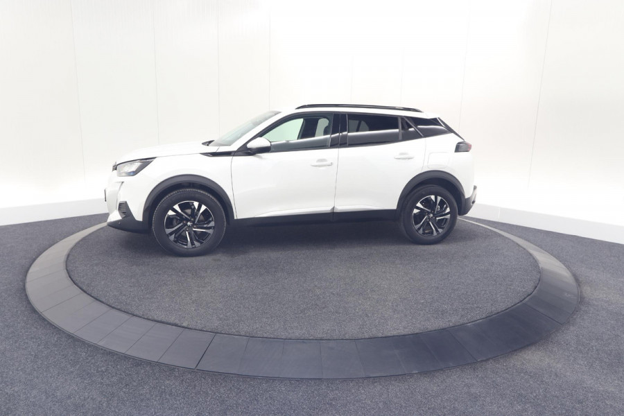 Peugeot 2008 PureTech 130 Allure | Camera | Adaptieve Cruise Control | Stoelverwarming Peugeot 2008 PureTech 130 Allure | Camera | Adaptieve Cruise Control | Stoelverwarming