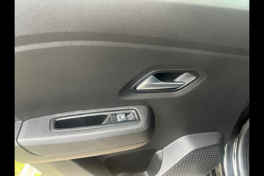 Dacia Sandero 1.0 TCe 90 Comfort AUTOMAAT-CARPLAY-CRUISE-PDC Dacia Sandero 1.0 TCe 90 Comfort AUTOMAAT-CARPLAY-CRUISE-PDC