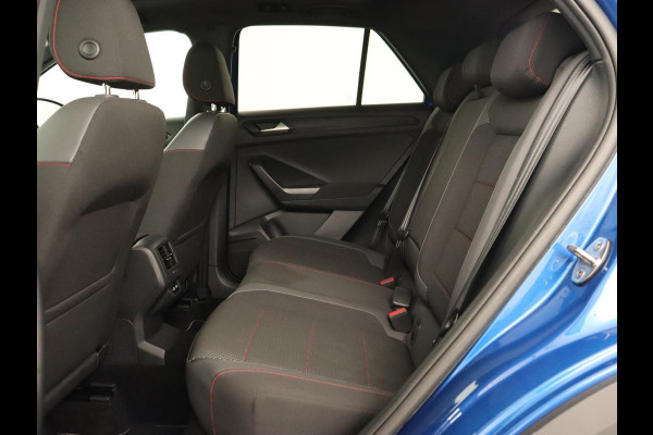 Volkswagen T-Roc 1.5 TSI Sport | Panoramadak | Carplay | Adaptive cruise | Camera | Afneembare Trekhaak | Navigatie | Active Info Display Volkswagen T-Roc 1.5 TSI Sport | Panoramadak | Carplay | Adaptive cruise | Camera | Afneembare Trekhaak | Navigatie | Active Info Display