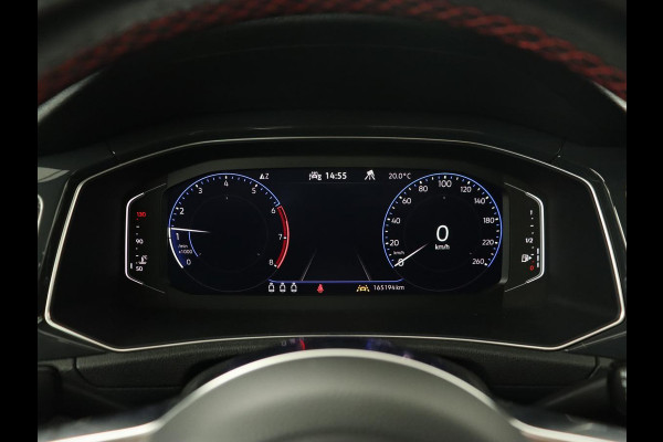Volkswagen T-Roc 1.5 TSI Sport | Panoramadak | Carplay | Adaptive cruise | Camera | Afneembare Trekhaak | Navigatie | Active Info Display Volkswagen T-Roc 1.5 TSI Sport | Panoramadak | Carplay | Adaptive cruise | Camera | Afneembare Trekhaak | Navigatie | Active Info Display