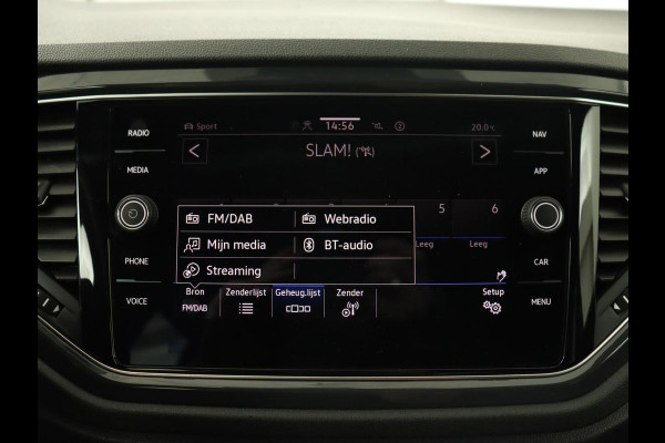 Volkswagen T-Roc 1.5 TSI Sport | Panoramadak | Carplay | Adaptive cruise | Camera | Afneembare Trekhaak | Navigatie | Active Info Display Volkswagen T-Roc 1.5 TSI Sport | Panoramadak | Carplay | Adaptive cruise | Camera | Afneembare Trekhaak | Navigatie | Active Info Display
