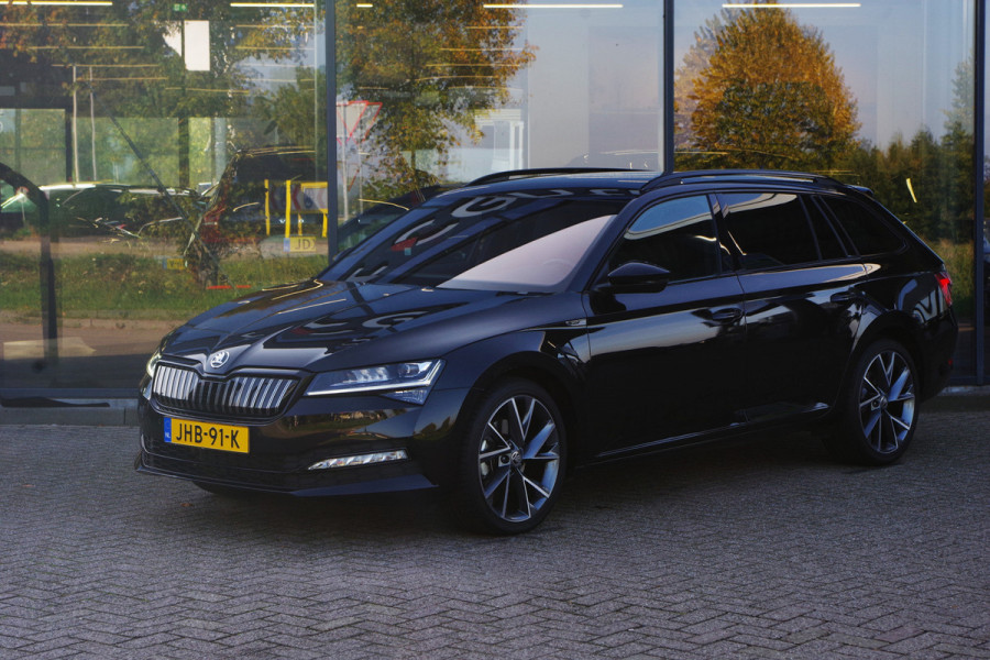 Škoda Superb Combi 1.4 TSI iV 218 PK Sportline Business PHEV, Keyless, Uitklapbare Trekhaak, Carplay, Memory, 4 Stoelverwarming