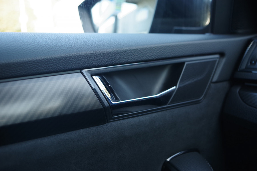 Škoda Superb Combi 1.4 TSI iV 218 PK Sportline Business PHEV, Keyless, Uitklapbare Trekhaak, Carplay, Memory, 4 Stoelverwarming