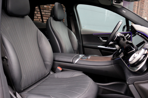 Mercedes-Benz EQE SUV 350 4MATIC AMG Line 91 kWh | ex BTW €65.600,- | Hyperscreen | Airmatic | Achterasbesturing | Distronic+ | Memory | Stoelventilatie | HUD | Burmester | Digital Light | Panoramadak | Surround Camera |