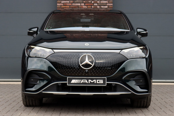 Mercedes-Benz EQE SUV 350 4MATIC AMG Line 91 kWh | ex BTW €65.600,- | Hyperscreen | Airmatic | Achterasbesturing | Distronic+ | Memory | Stoelventilatie | HUD | Burmester | Digital Light | Panoramadak | Surround Camera |