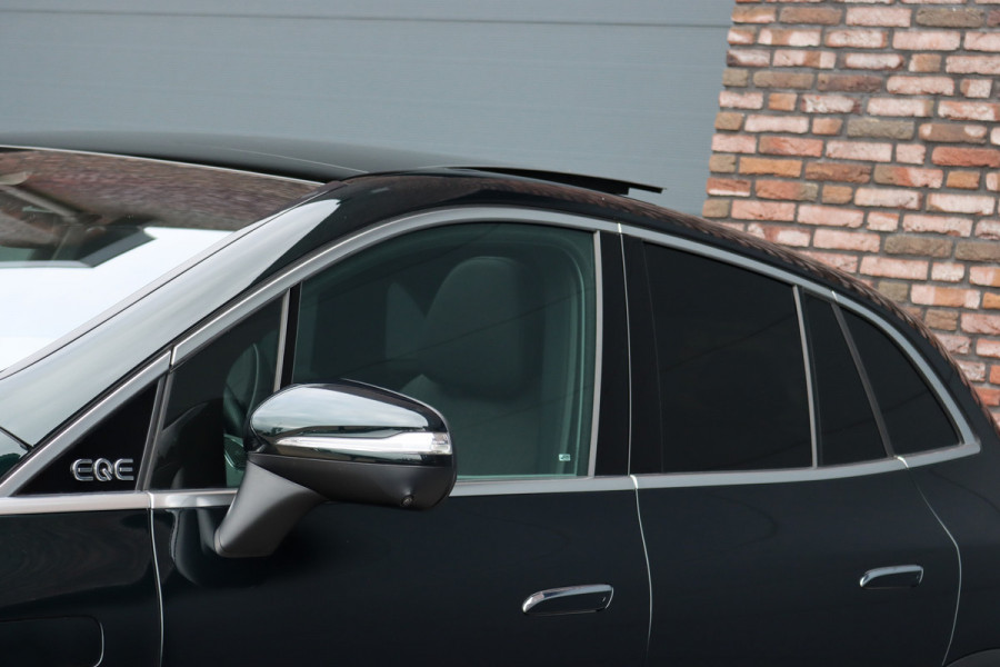 Mercedes-Benz EQE SUV 350 4MATIC AMG Line 91 kWh | ex BTW €65.600,- | Hyperscreen | Airmatic | Achterasbesturing | Distronic+ | Memory | Stoelventilatie | HUD | Burmester | Digital Light | Panoramadak | Surround Camera |