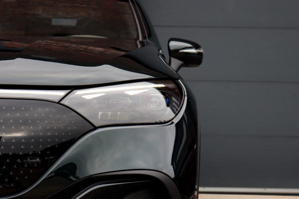 Mercedes-Benz EQE SUV 350 4MATIC AMG Line 91 kWh | ex BTW €65.600,- | Hyperscreen | Airmatic | Achterasbesturing | Distronic+ | Memory | Stoelventilatie | HUD | Burmester | Digital Light | Panoramadak | Surround Camera |