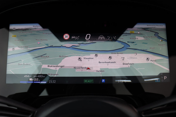 Mercedes-Benz EQE SUV 350 4MATIC AMG Line 91 kWh | ex BTW €65.600,- | Hyperscreen | Airmatic | Achterasbesturing | Distronic+ | Memory | Stoelventilatie | HUD | Burmester | Digital Light | Panoramadak | Surround Camera |