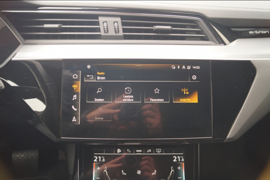 Audi e-tron 50 Quattro 71kWh S-Line Edition -PANO-LEER-ECC-