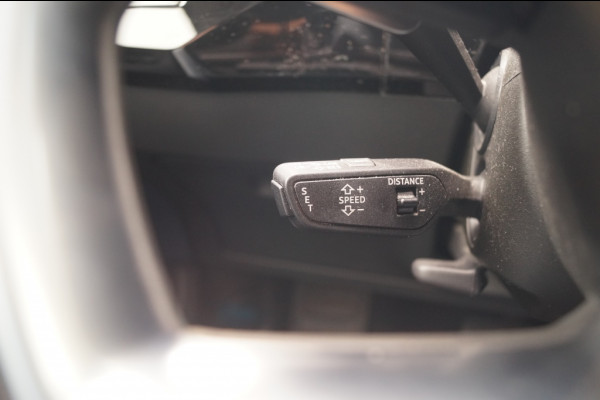 Audi e-tron 50 Quattro 71kWh S-Line Edition -PANO-LEER-ECC-