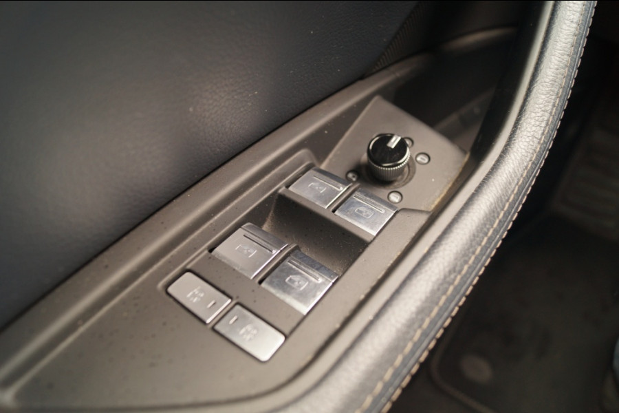 Audi e-tron 50 Quattro 71kWh S-Line Edition -PANO-LEER-ECC-