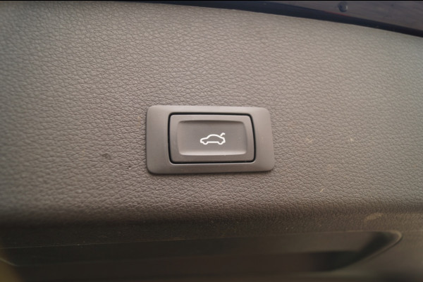 Audi e-tron 50 Quattro 71kWh S-Line Edition -PANO-LEER-ECC-