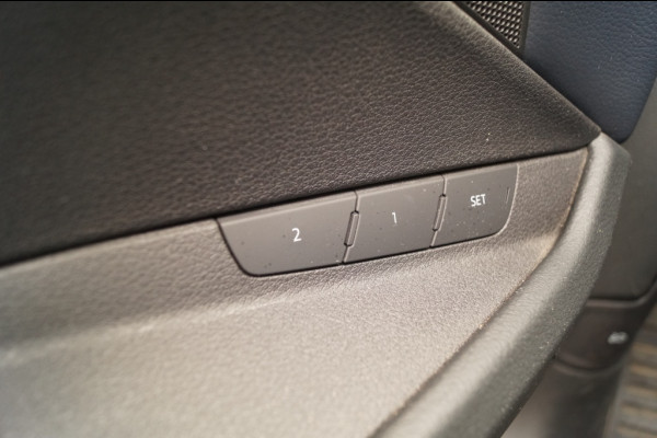 Audi e-tron 50 Quattro 71kWh S-Line Edition -PANO-LEER-ECC-