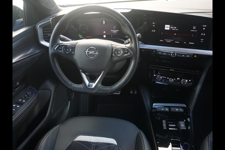 Opel Mokka-e Ultimate 50-kWh 11kw 3-fase Leder Alcantara