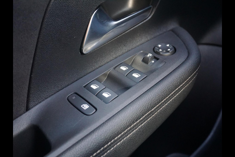 Opel Mokka-e Ultimate 50-kWh 11kw 3-fase Leder Alcantara