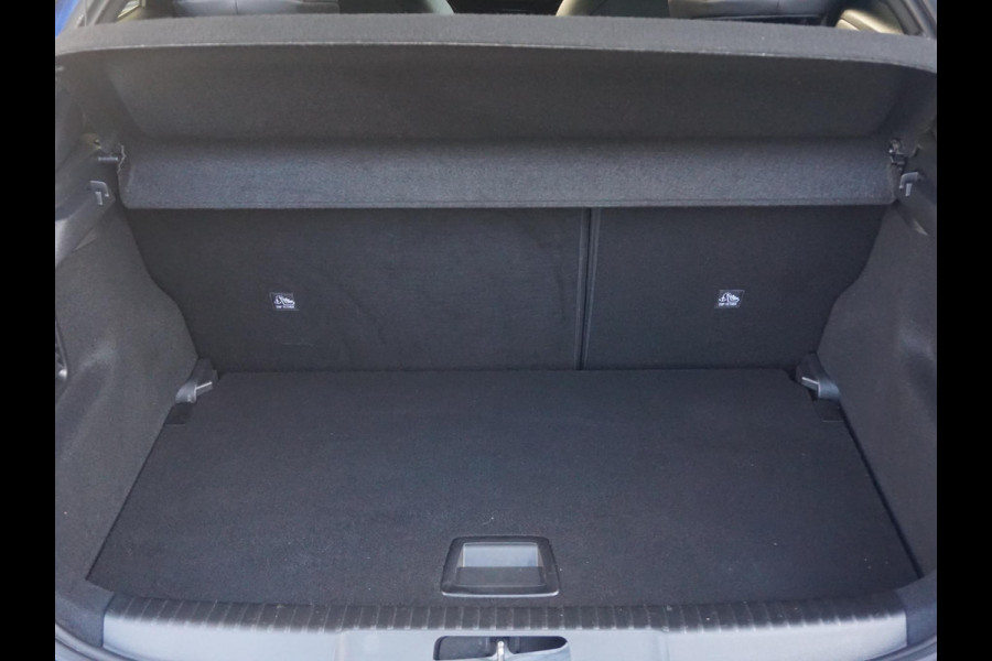 Opel Mokka-e Ultimate 50-kWh 11kw 3-fase Leder Alcantara