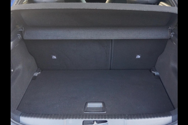 Opel Mokka-e Ultimate 50-kWh 11kw 3-fase Leder Alcantara