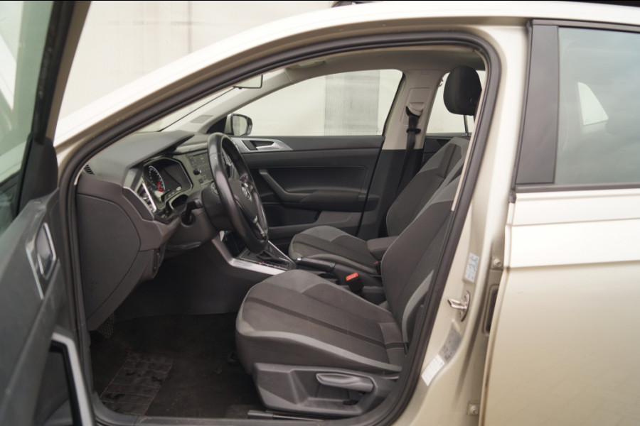 Volkswagen Polo 1.0 TSI DSG Highline -PANO-ECC-ACC-PDC- Volkswagen Polo 1.0 TSI DSG Highline -PANO-ECC-ACC-PDC-