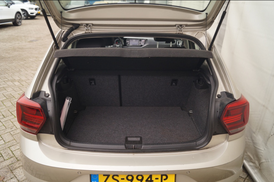 Volkswagen Polo 1.0 TSI DSG Highline -PANO-ECC-ACC-PDC- Volkswagen Polo 1.0 TSI DSG Highline -PANO-ECC-ACC-PDC-