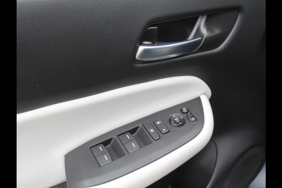 Honda Jazz 1.5 e:HEV Executive CAMERA | CARPLAY | ADAPCRUISE | LMV16 | NAVI | DAB | LED | PDC | STOELVERW Honda Jazz 1.5 e:HEV Executive CAMERA | CARPLAY | ADAPCRUISE | LMV16 | NAVI | DAB | LED | PDC | STOELVERW