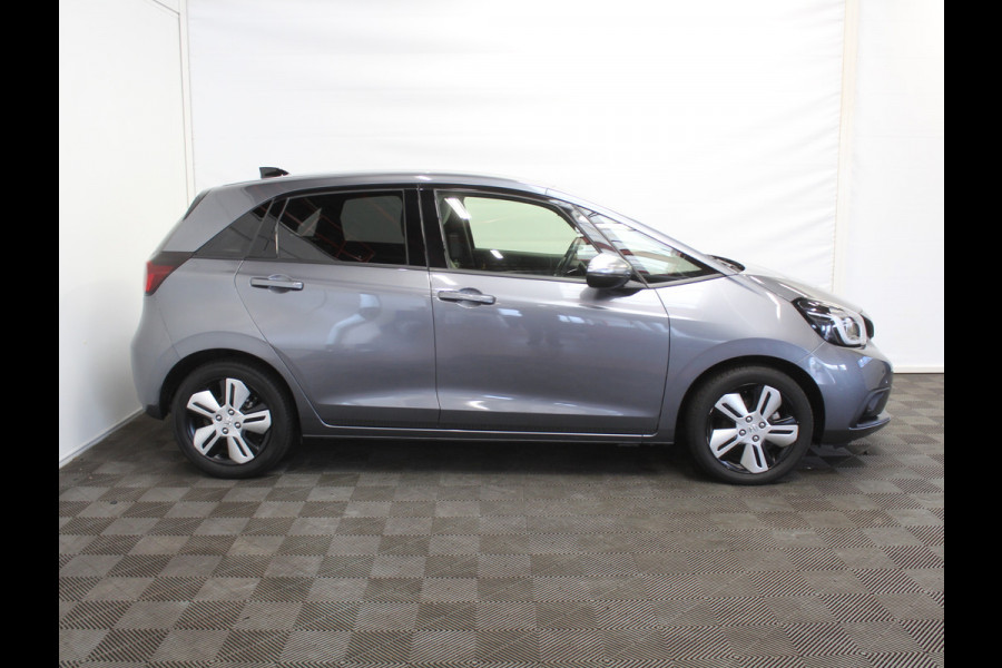 Honda Jazz 1.5 e:HEV Executive CAMERA | CARPLAY | ADAPCRUISE | LMV16 | NAVI | DAB | LED | PDC | STOELVERW Honda Jazz 1.5 e:HEV Executive CAMERA | CARPLAY | ADAPCRUISE | LMV16 | NAVI | DAB | LED | PDC | STOELVERW