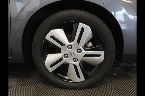 Honda Jazz 1.5 e:HEV Executive CAMERA | CARPLAY | ADAPCRUISE | LMV16 | NAVI | DAB | LED | PDC | STOELVERW Honda Jazz 1.5 e:HEV Executive CAMERA | CARPLAY | ADAPCRUISE | LMV16 | NAVI | DAB | LED | PDC | STOELVERW