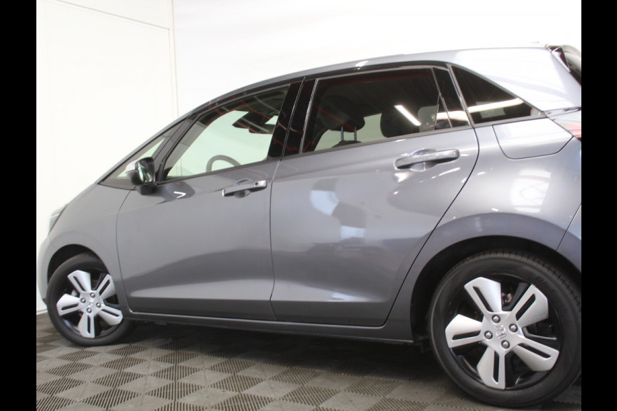 Honda Jazz 1.5 e:HEV Executive CAMERA | CARPLAY | ADAPCRUISE | LMV16 | NAVI | DAB | LED | PDC | STOELVERW Honda Jazz 1.5 e:HEV Executive CAMERA | CARPLAY | ADAPCRUISE | LMV16 | NAVI | DAB | LED | PDC | STOELVERW