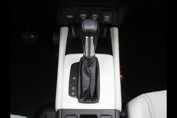 Honda Jazz 1.5 e:HEV Executive CAMERA | CARPLAY | ADAPCRUISE | LMV16 | NAVI | DAB | LED | PDC | STOELVERW Honda Jazz 1.5 e:HEV Executive CAMERA | CARPLAY | ADAPCRUISE | LMV16 | NAVI | DAB | LED | PDC | STOELVERW