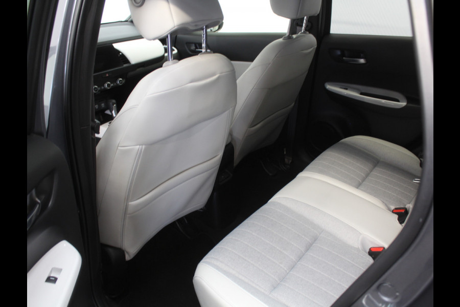 Honda Jazz 1.5 e:HEV Executive CAMERA | CARPLAY | ADAPCRUISE | LMV16 | NAVI | DAB | LED | PDC | STOELVERW Honda Jazz 1.5 e:HEV Executive CAMERA | CARPLAY | ADAPCRUISE | LMV16 | NAVI | DAB | LED | PDC | STOELVERW