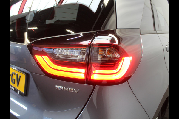 Honda Jazz 1.5 e:HEV Executive CAMERA | CARPLAY | ADAPCRUISE | LMV16 | NAVI | DAB | LED | PDC | STOELVERW Honda Jazz 1.5 e:HEV Executive CAMERA | CARPLAY | ADAPCRUISE | LMV16 | NAVI | DAB | LED | PDC | STOELVERW