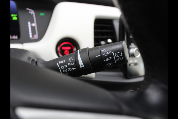 Honda Jazz 1.5 e:HEV Executive CAMERA | CARPLAY | ADAPCRUISE | LMV16 | NAVI | DAB | LED | PDC | STOELVERW Honda Jazz 1.5 e:HEV Executive CAMERA | CARPLAY | ADAPCRUISE | LMV16 | NAVI | DAB | LED | PDC | STOELVERW